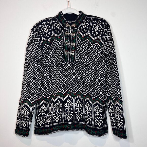 Talbots Vintage Holly Garland Embroidered Christmas Sweater Size Medium - Picture 1 of 12
